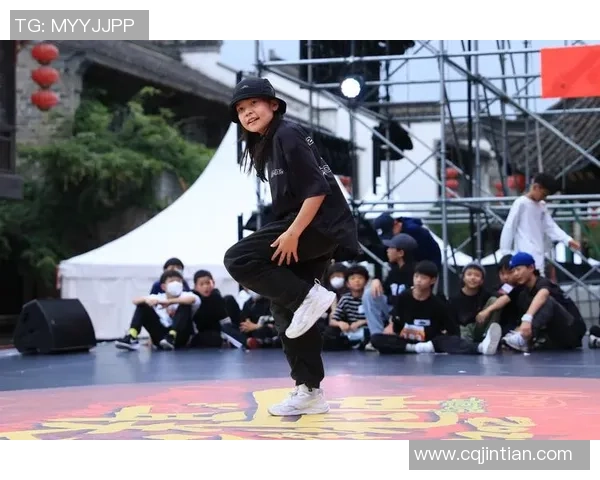 南京街舞队创下耐力新纪录引领全国街舞热潮再创新高