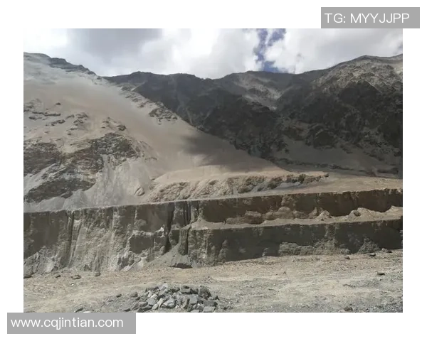 深度对话：探索黄娜在英雄联盟中的成长与挑战之路